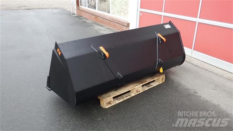 Ålö GM 215 Benne