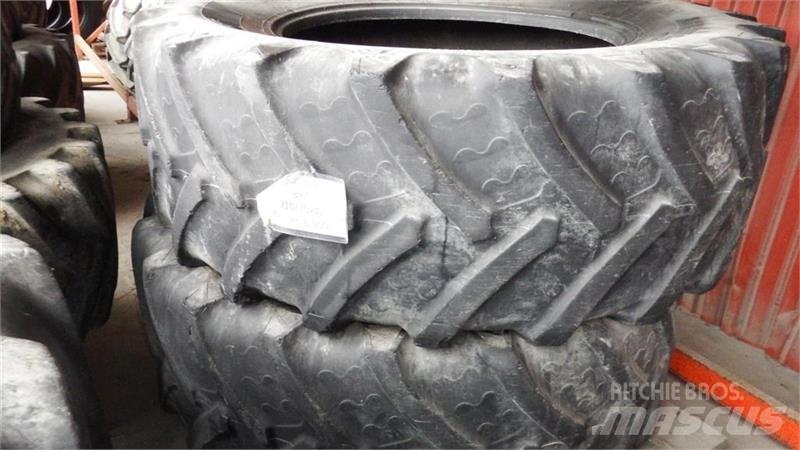 BKT 710/70R42 Pneumatici, ruote e cerchioni