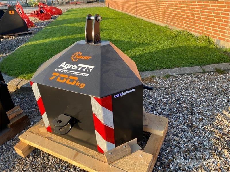 Hauer 700 KG Altri accessori per trattori