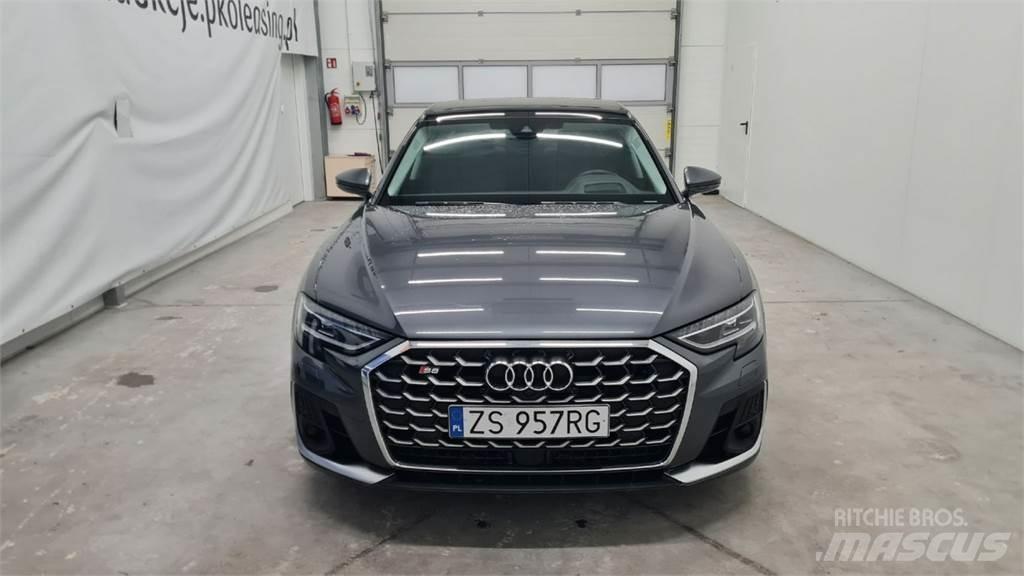Audi S8 Auto