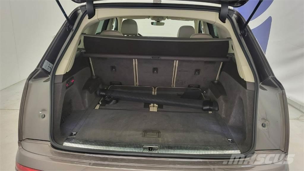 Audi SQ7 Auto