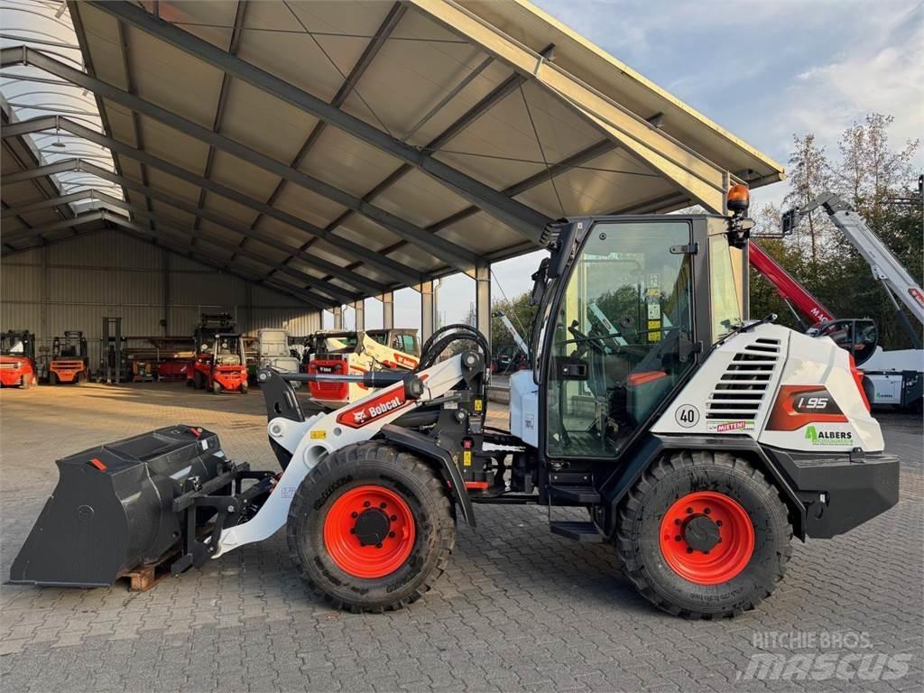 Bobcat L 95 E V Pale gommate