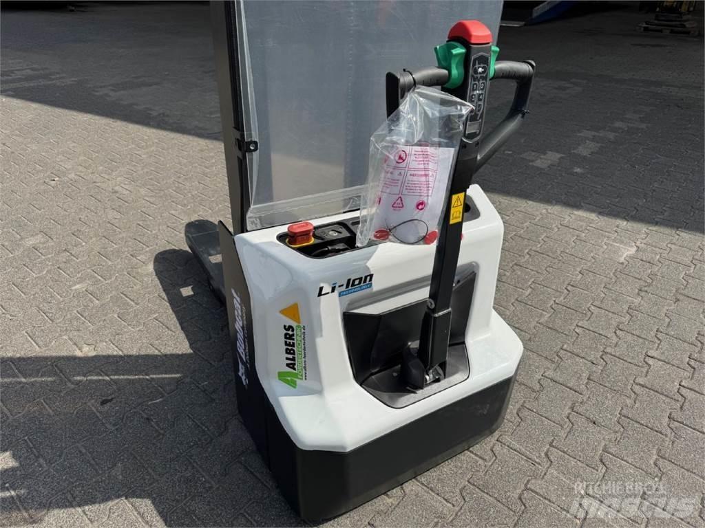 Bobcat LSM 12 N -7 Transpallet uomo a terra