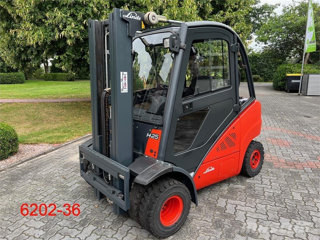 Linde H 25 D 01 Carrelli elevatori diesel
