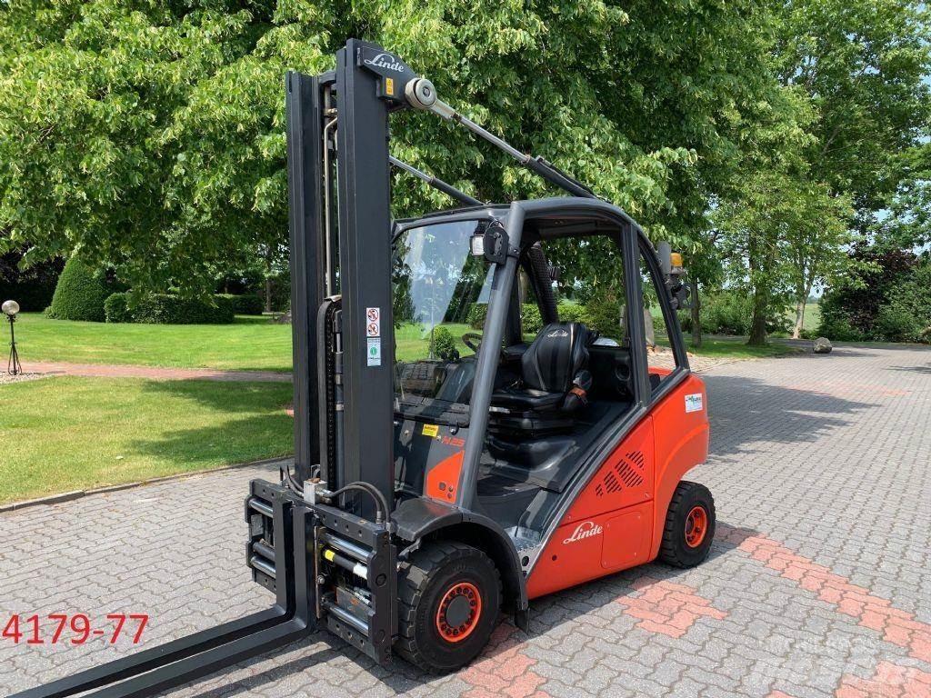 Linde H 25 T 02 Carrelli elevatori GPL