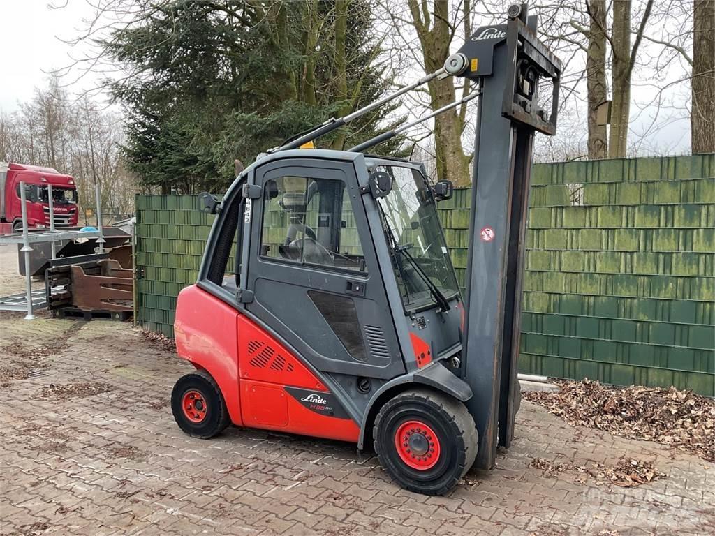 Linde H 30 D 02 EVO Carrelli elevatori diesel