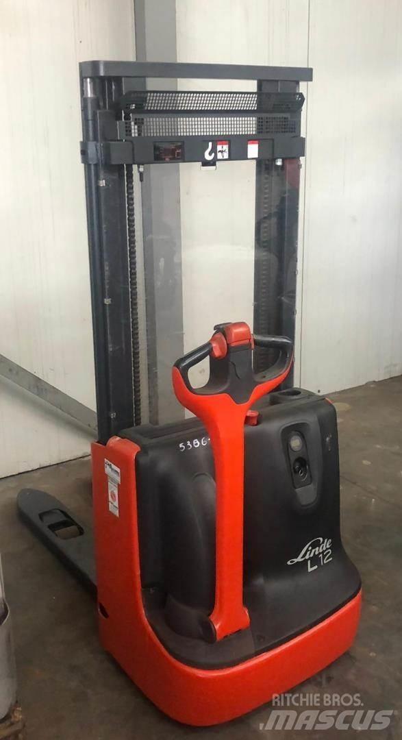 Linde L 12 Transpallet uomo a terra