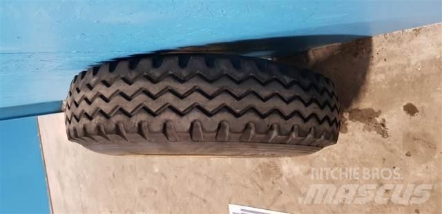  16 9.00R16 Pneumatici, ruote e cerchioni