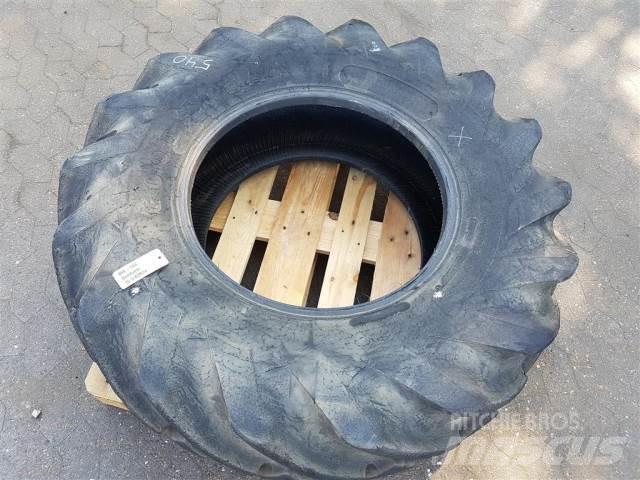  24 15.5/80R24 Pneumatici, ruote e cerchioni