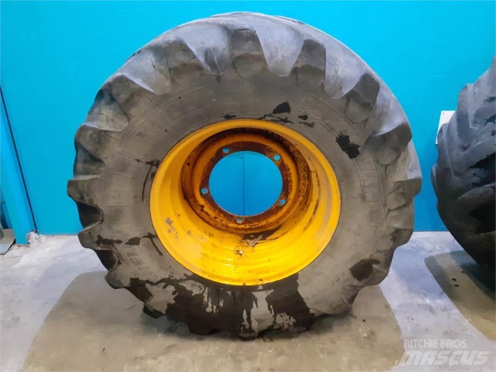  24 500/70R24 Pneumatici, ruote e cerchioni