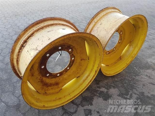  24 W11X24 Pneumatici, ruote e cerchioni
