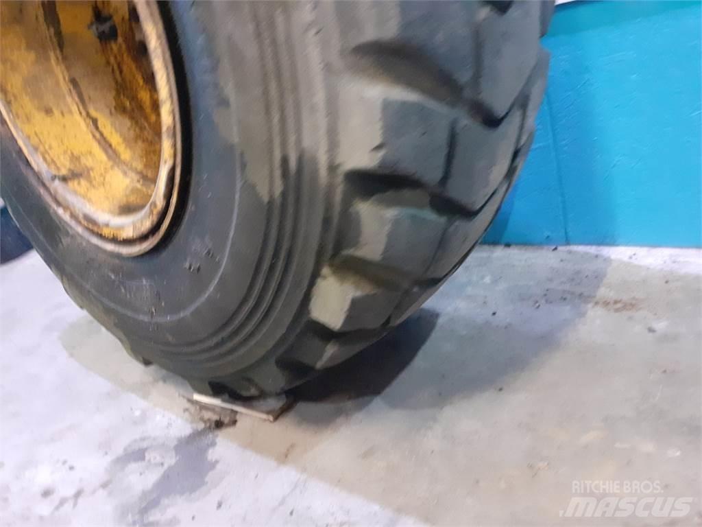  25 20.5R25 Pneumatici, ruote e cerchioni