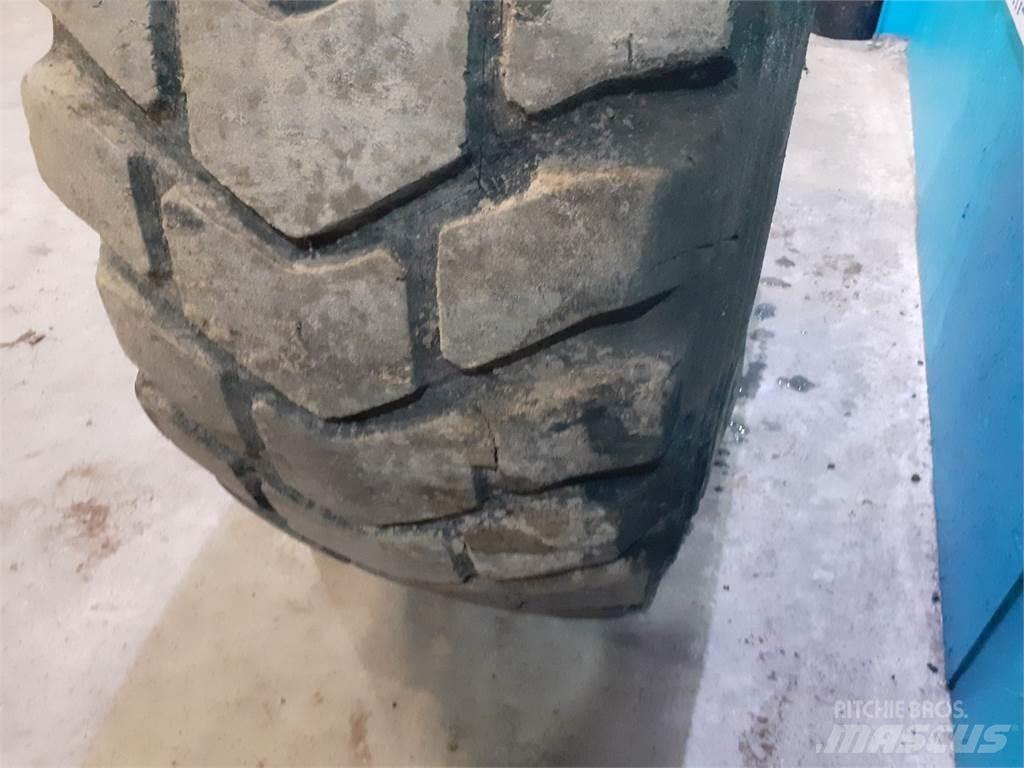  25 20.5R25 Pneumatici, ruote e cerchioni