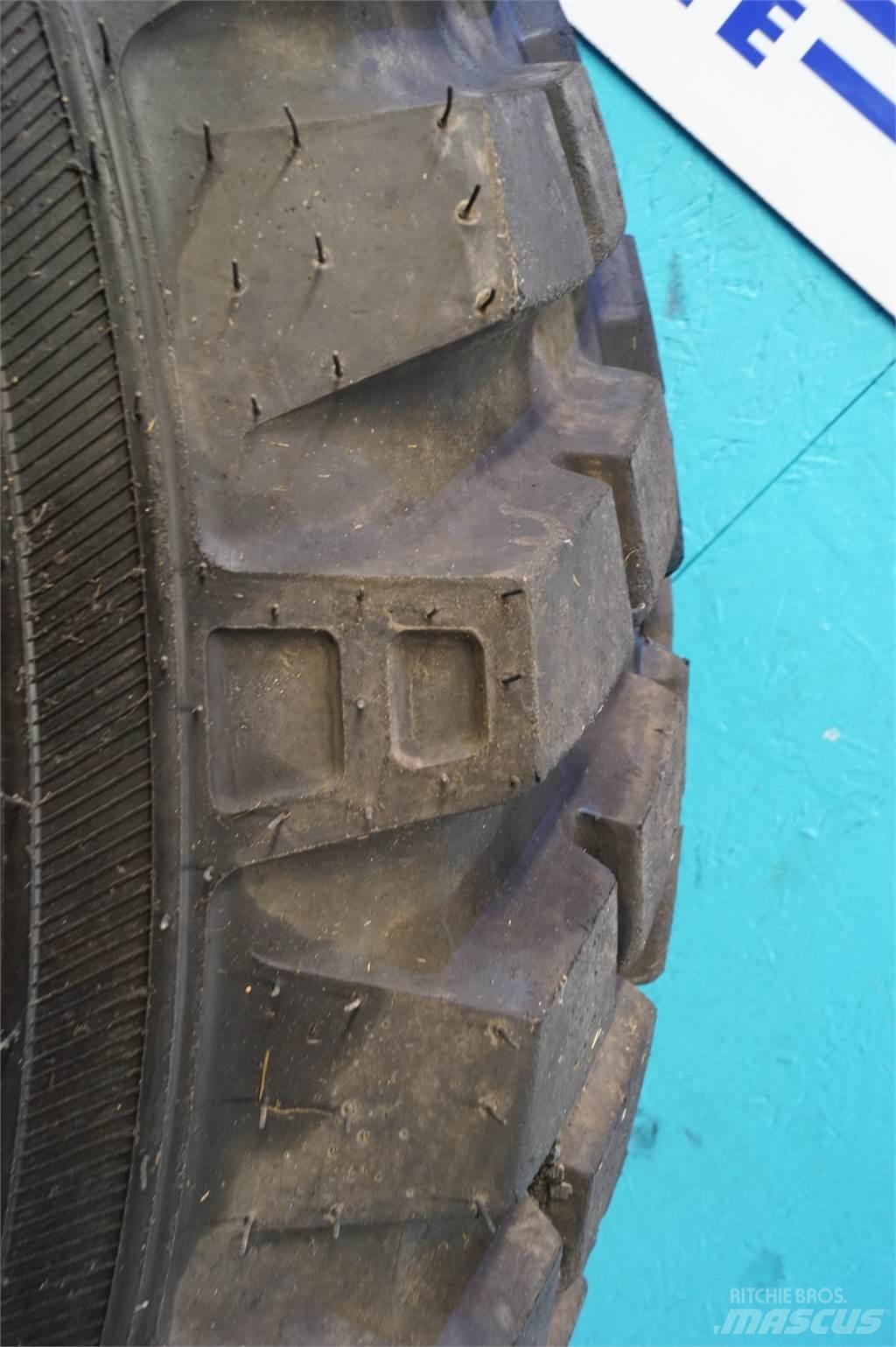  28 440/80R28 Pneumatici, ruote e cerchioni