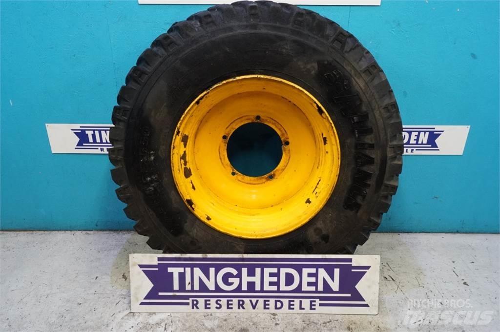 28 440/80R28 Pneumatici, ruote e cerchioni