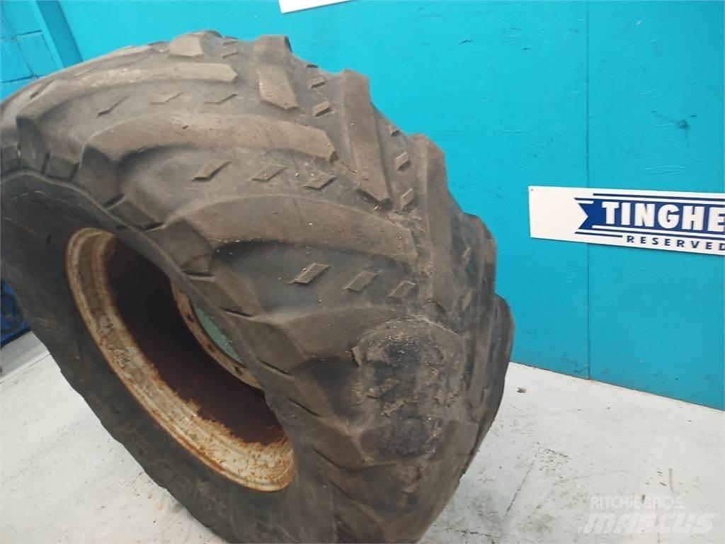  28 540/65R28 Pneumatici, ruote e cerchioni