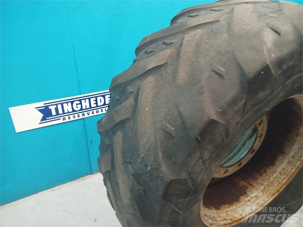  28 540/65R28 Pneumatici, ruote e cerchioni