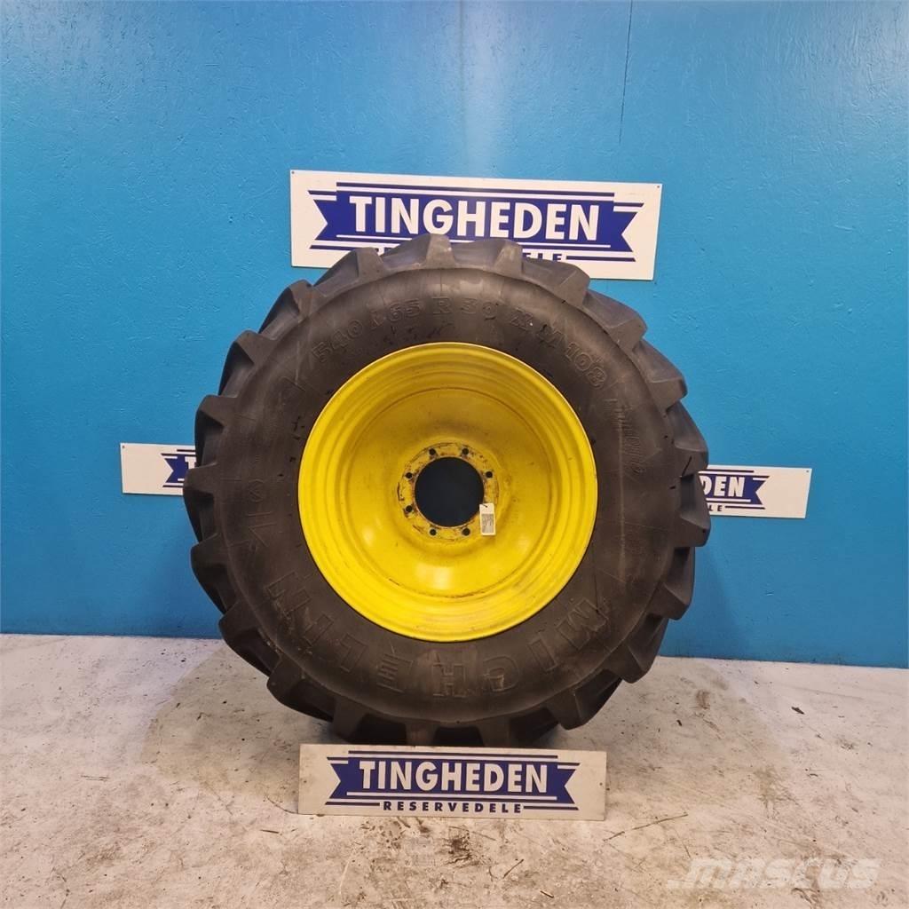 30 540/65 R30 Pneumatici, ruote e cerchioni
