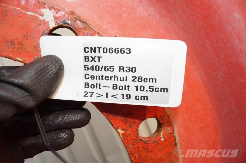  30 540/65R30 Pneumatici, ruote e cerchioni
