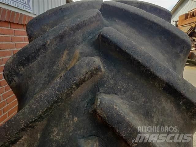  32 800/65R32 Pneumatici, ruote e cerchioni