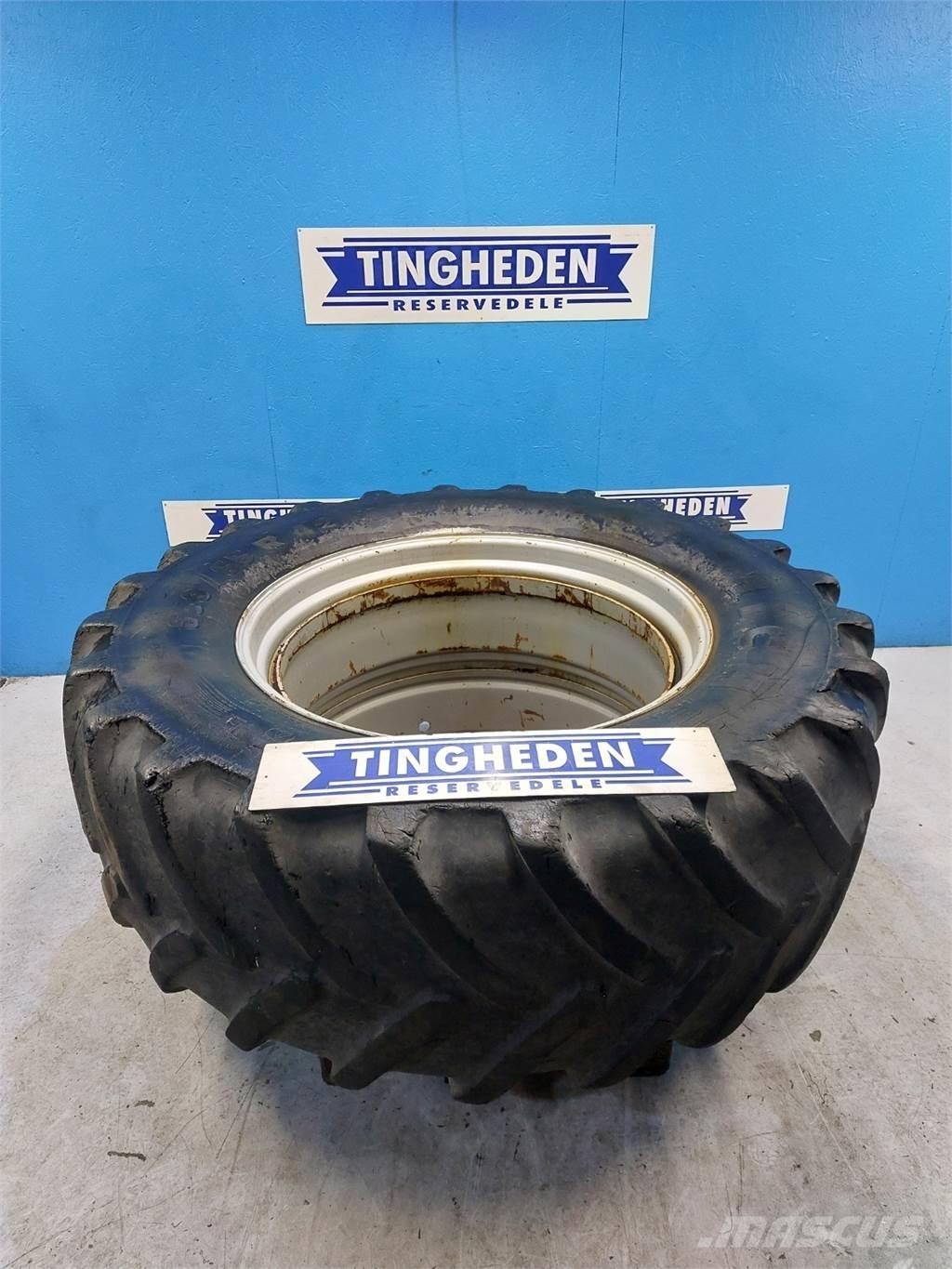  42 650/65R42 Pneumatici, ruote e cerchioni
