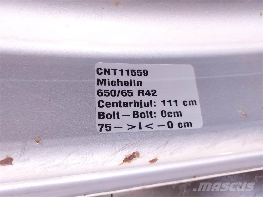  42 650/65R42 Pneumatici, ruote e cerchioni