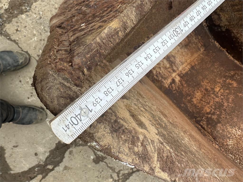 700 - 1400mm Benne