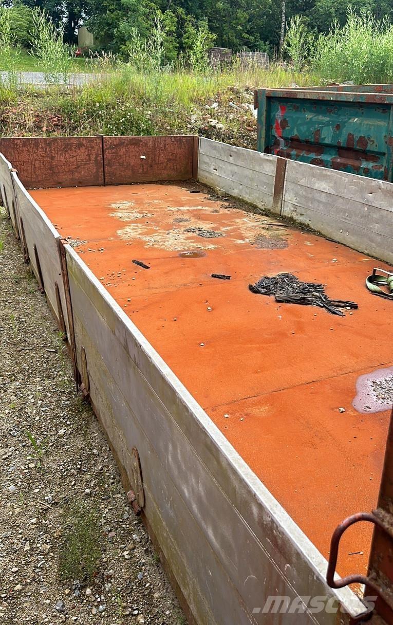  Alu sider Cassoni
