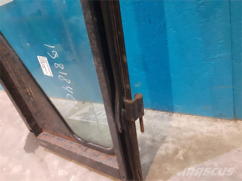 CASE 1620 Cabine e interni