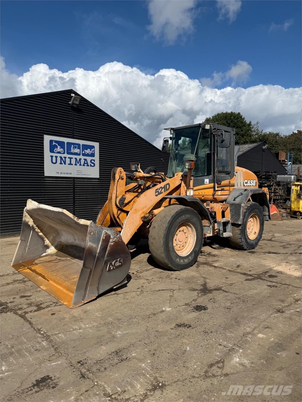 CASE 521D Pale gommate