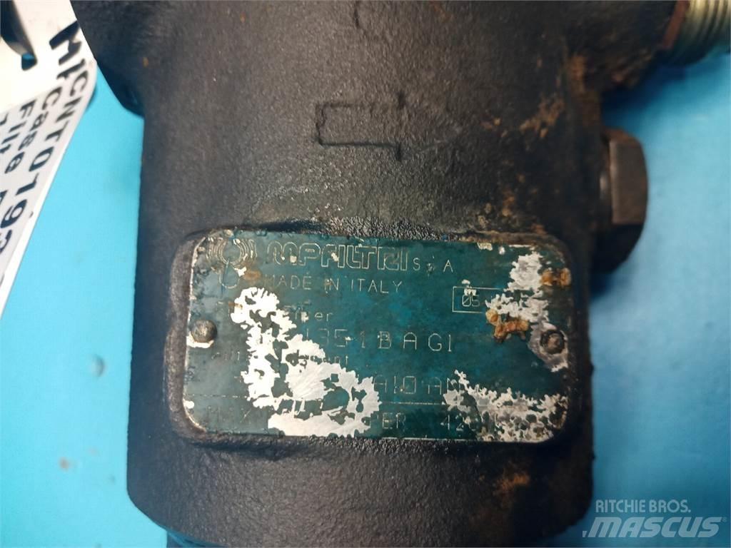 CASE 595 Componenti idrauliche