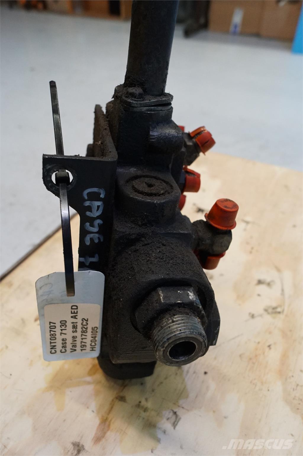 CASE 7130 Componenti idrauliche