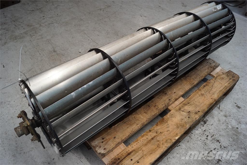 CASE 8010 Spargisabbia e spargisale