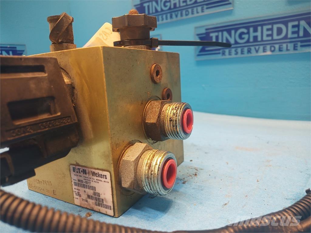 CASE 8010 Componenti idrauliche