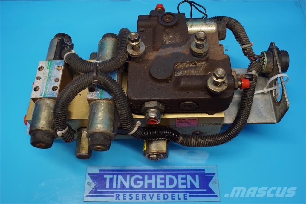 CASE 8010 Componenti idrauliche