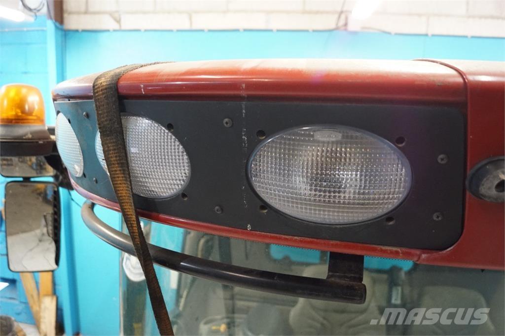 CASE 8010 Cabine e interni
