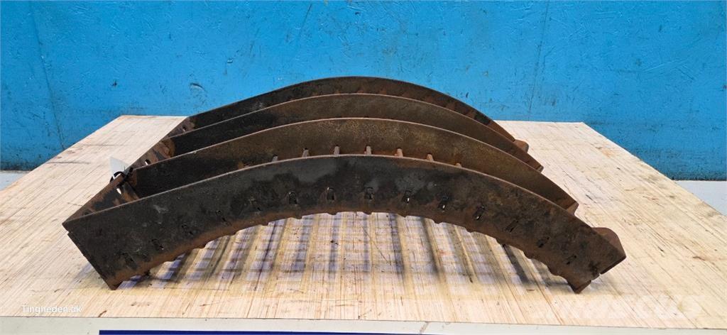 CASE 8010 Accessori per mietitrebbiatrici