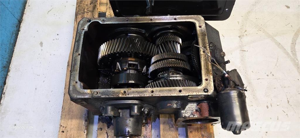 CASE 8010 Trasmissione