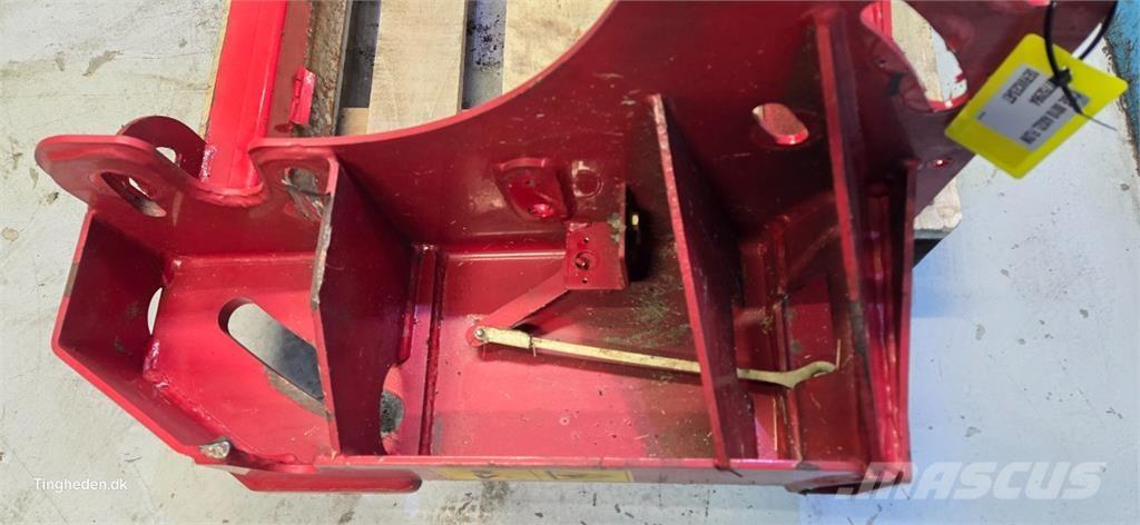 CASE 8010 Accessori per mietitrebbiatrici