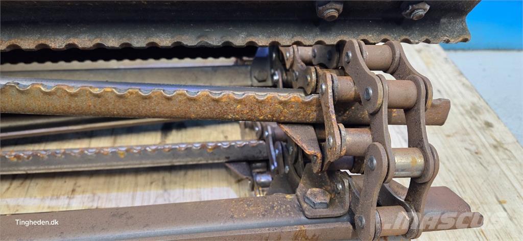 CASE 8010 Accessori per mietitrebbiatrici