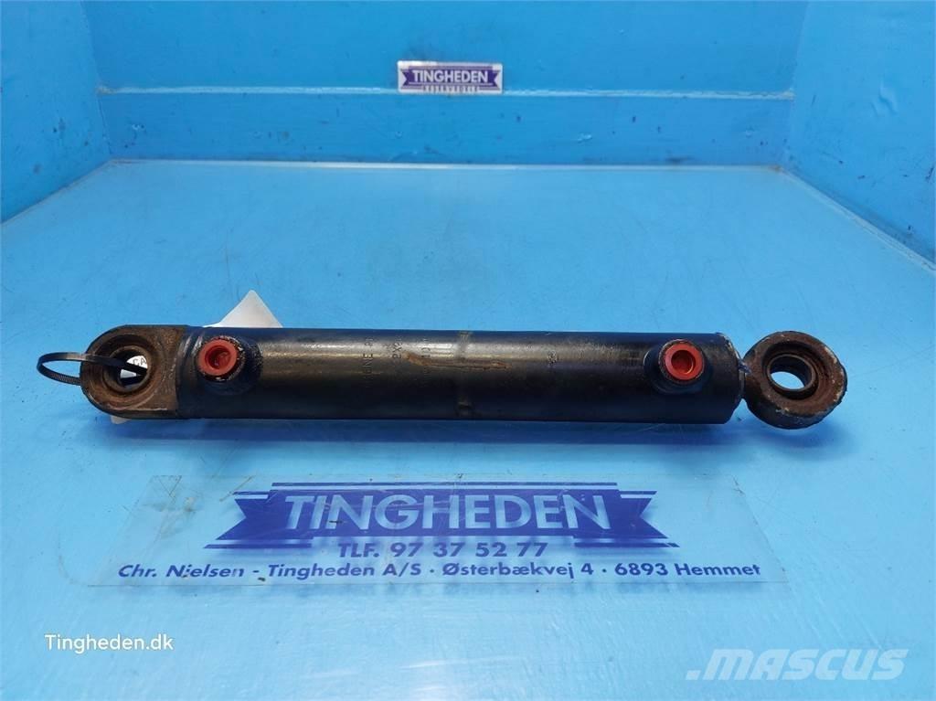 CASE Farmall 95A Componenti idrauliche