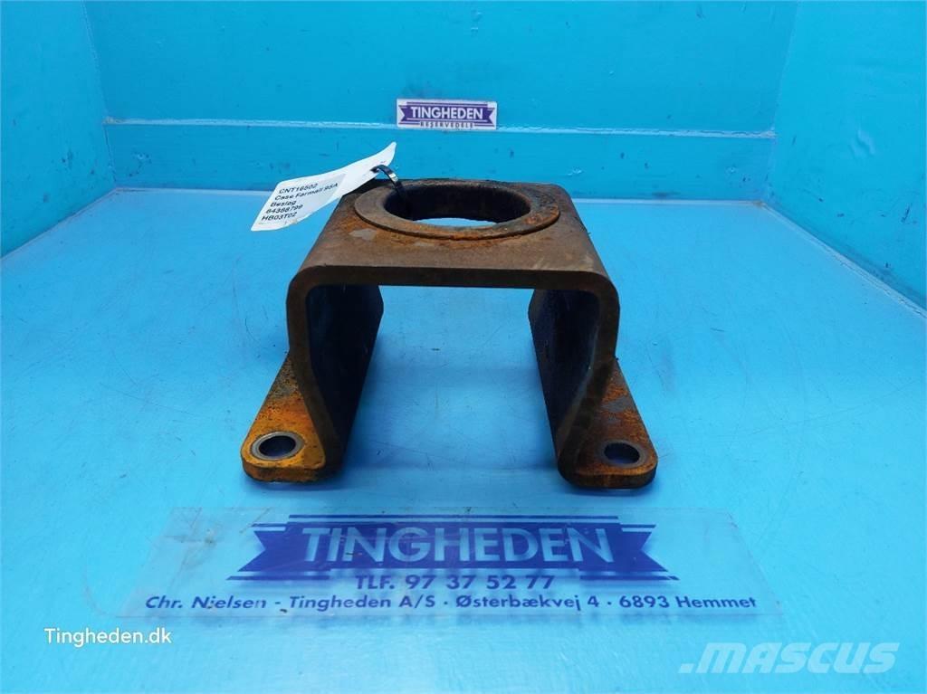 CASE Farmall 95A Cabine e interni