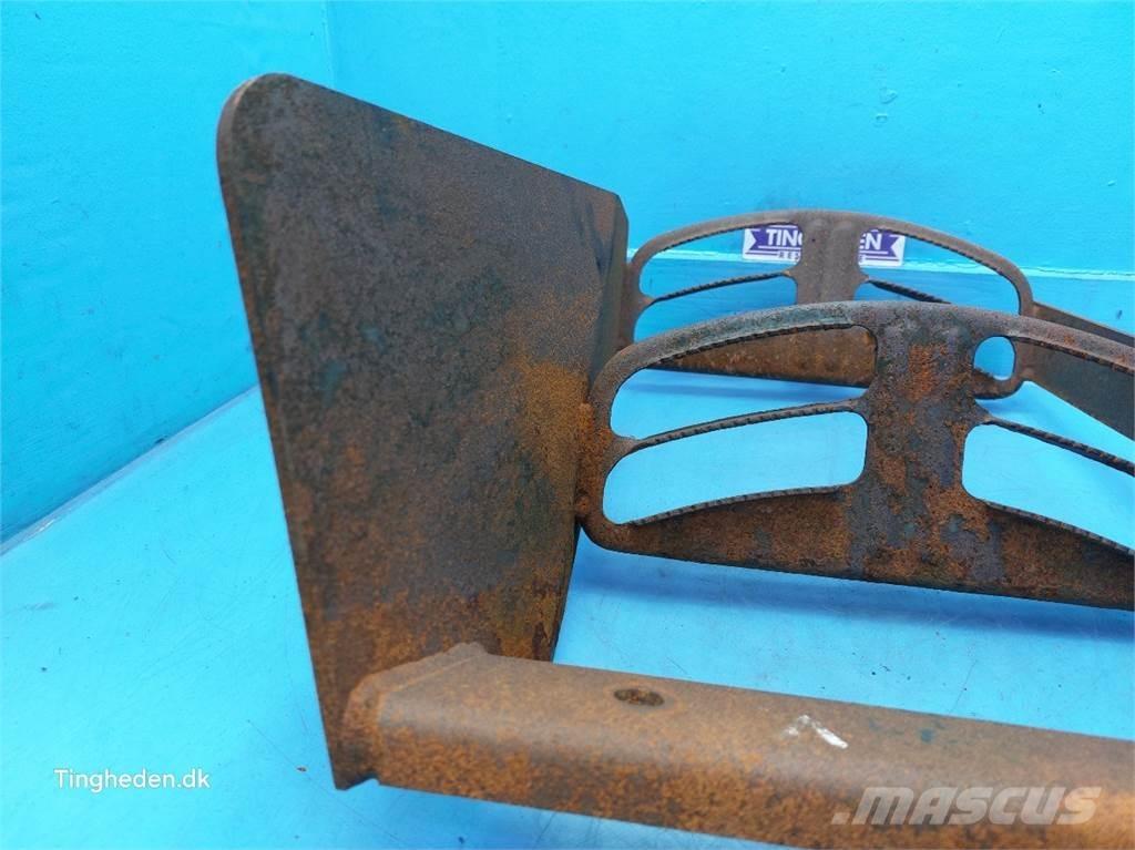 CASE Farmall 95A Altri accessori per trattori