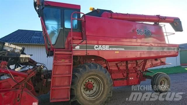 Case IH 1640 Mietitrebbiatrici