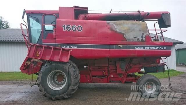 Case IH 1660 Mietitrebbiatrici