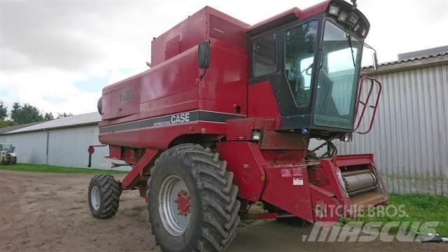 Case IH 1680 Mietitrebbiatrici