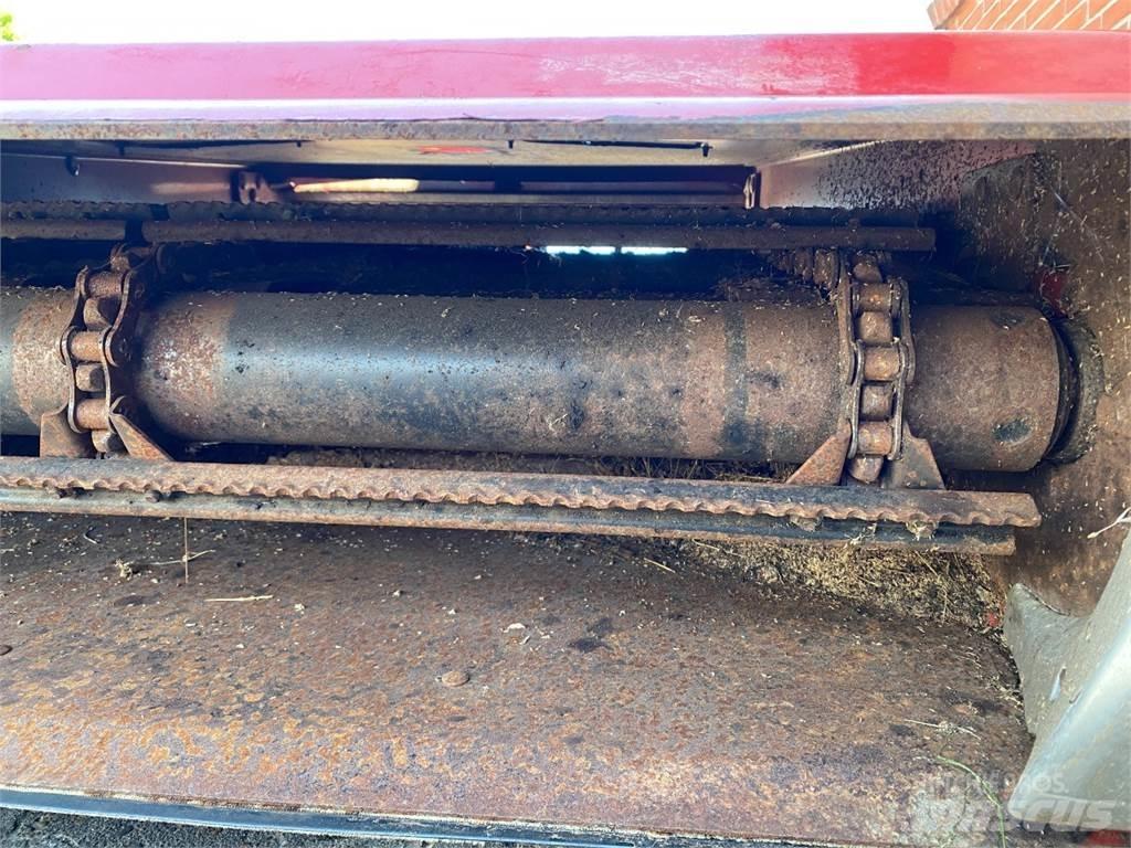Case IH 8010 Accessori per mietitrebbiatrici