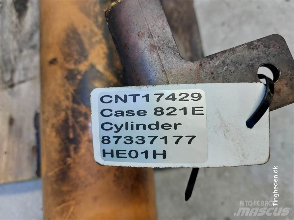 Case IH 821E Componenti idrauliche