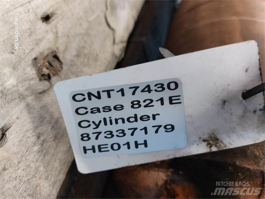 Case IH 821E Componenti idrauliche