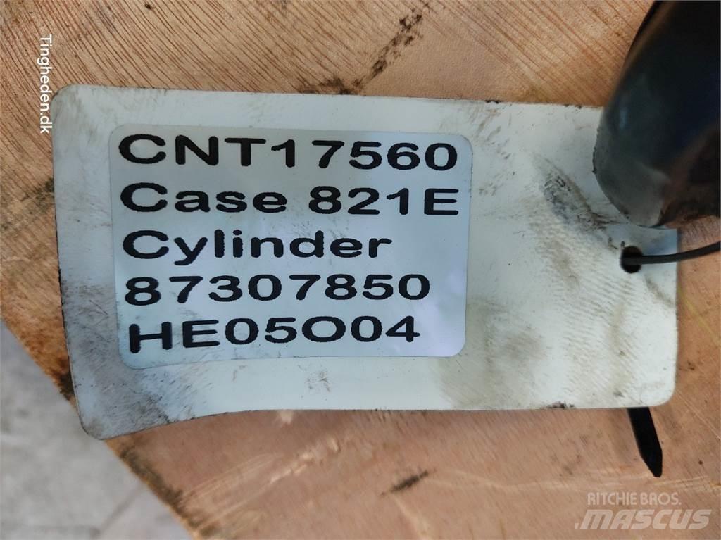 Case IH 821E Componenti idrauliche